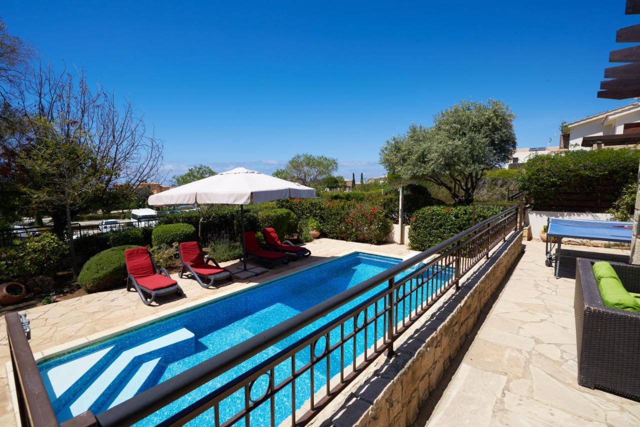 3 Bedroom Villa Madelini With Private Pool, Aphrodite Hills Resort Kouklia Luaran gambar